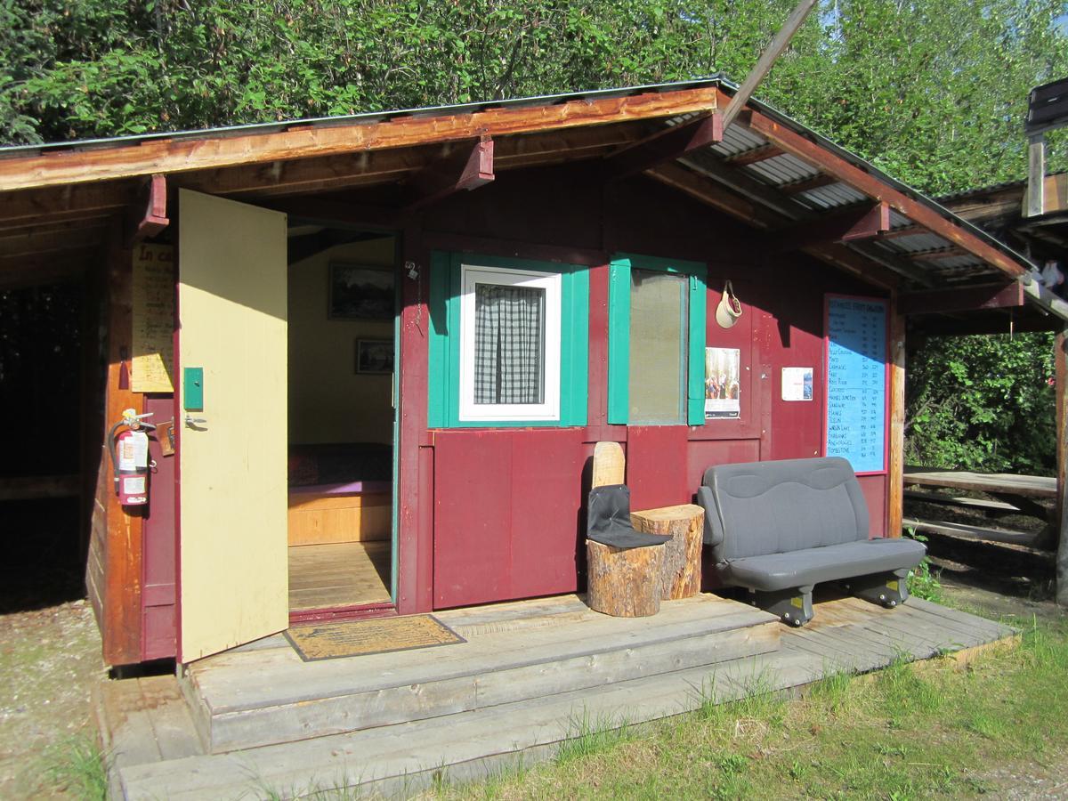 Dawson City River Hostel Exterior foto