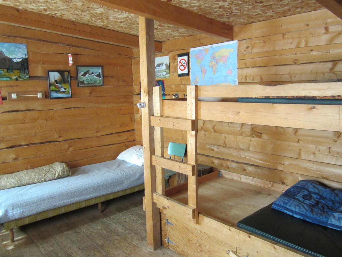 Dawson City River Hostel Exterior foto
